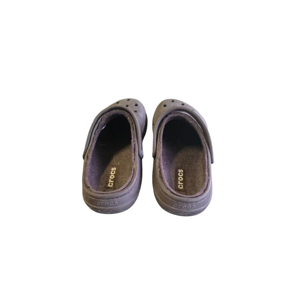 Crocs Gray Faux Fur Lined Clogs Dual Comfort- Size Men's 6 / Women's 8